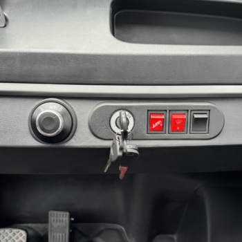 Kabinenroller PICKUP 40 ELEKTRO-NUTZFAHRZEUG 40 KM/H